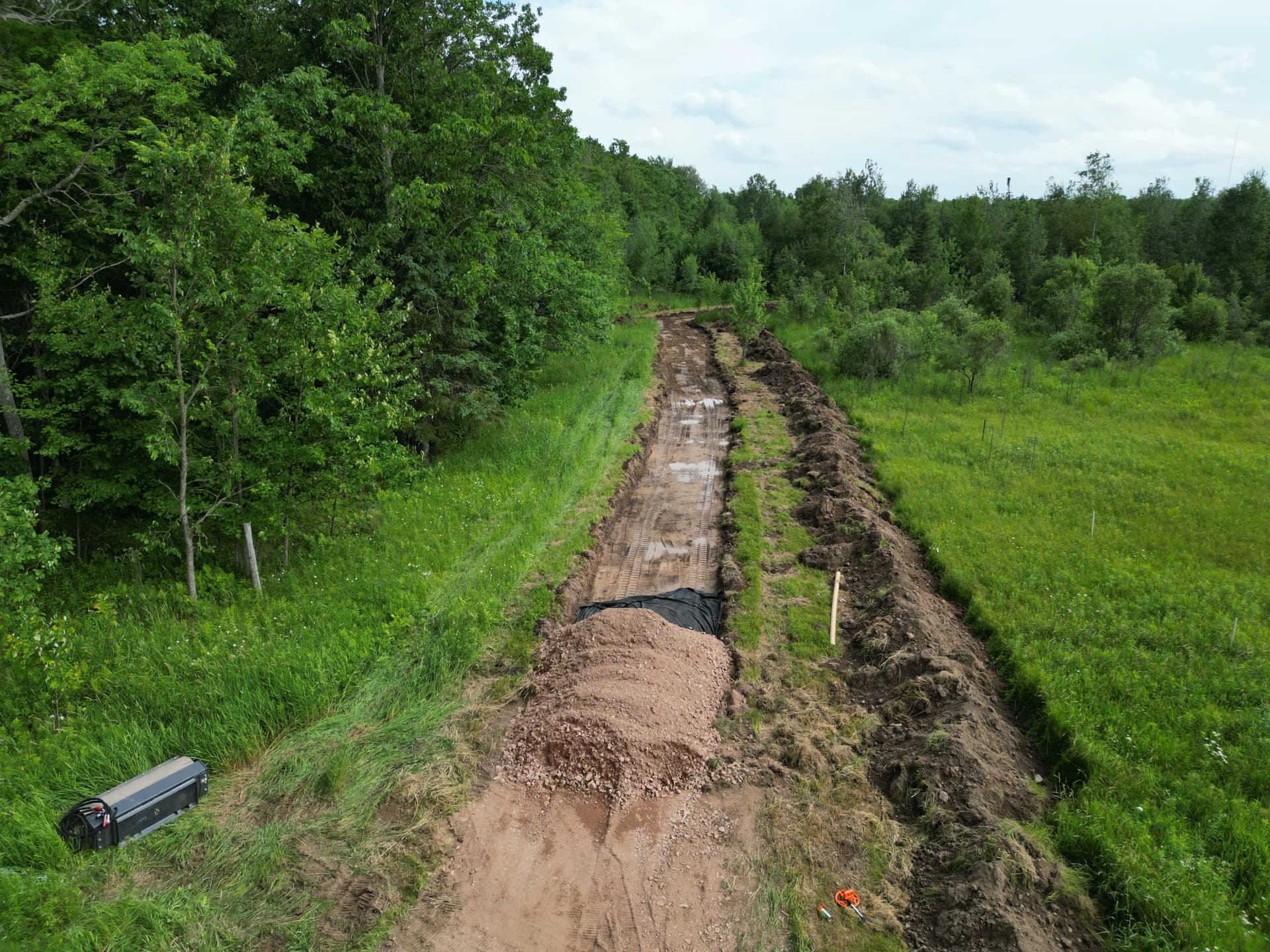 Gallery photos for 1,500-Foot Driveway Build From Raw Land to Gravel: Image #2