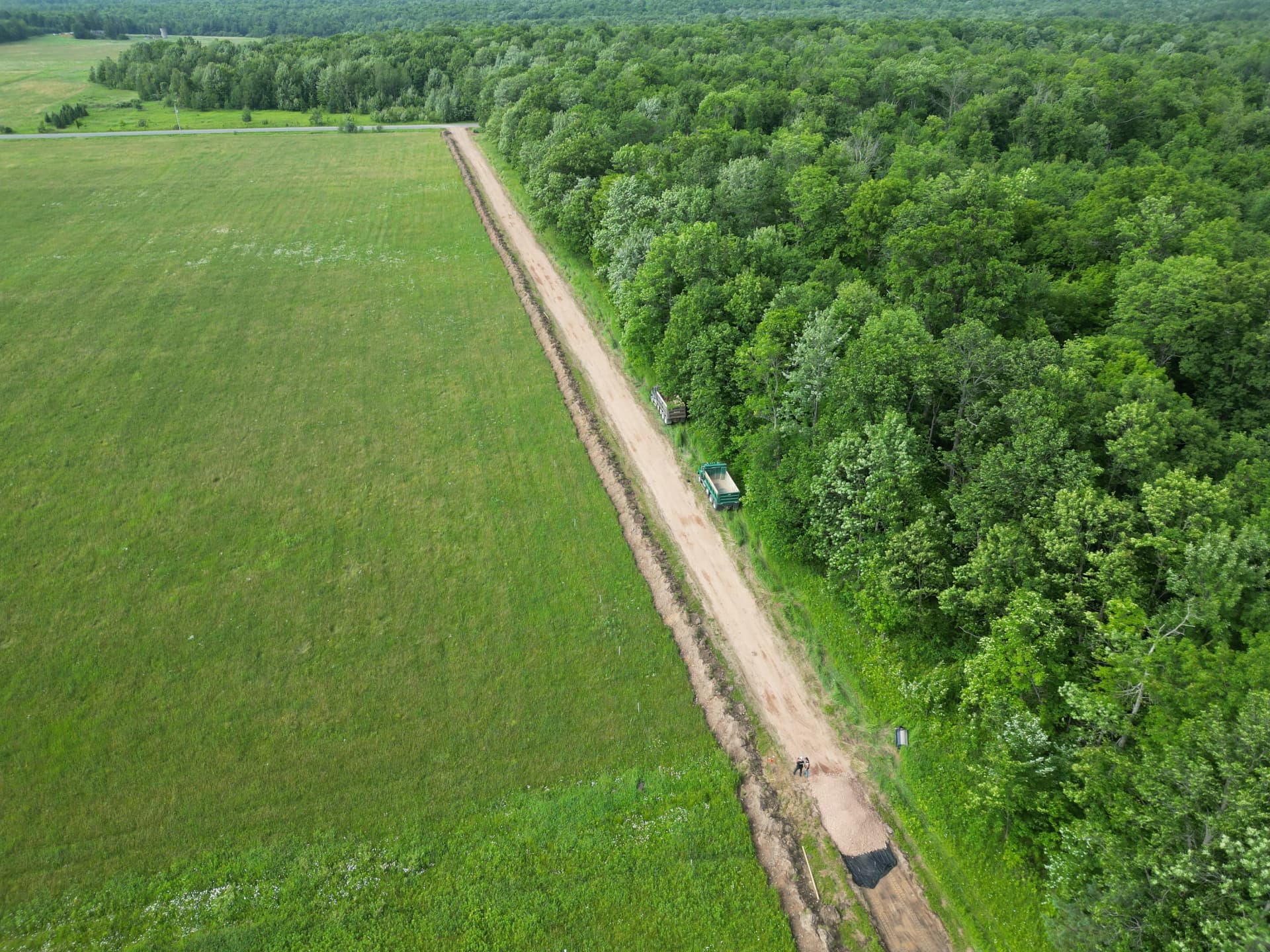 Gallery photos for 1,500-Foot Driveway Build From Raw Land to Gravel: Image #5