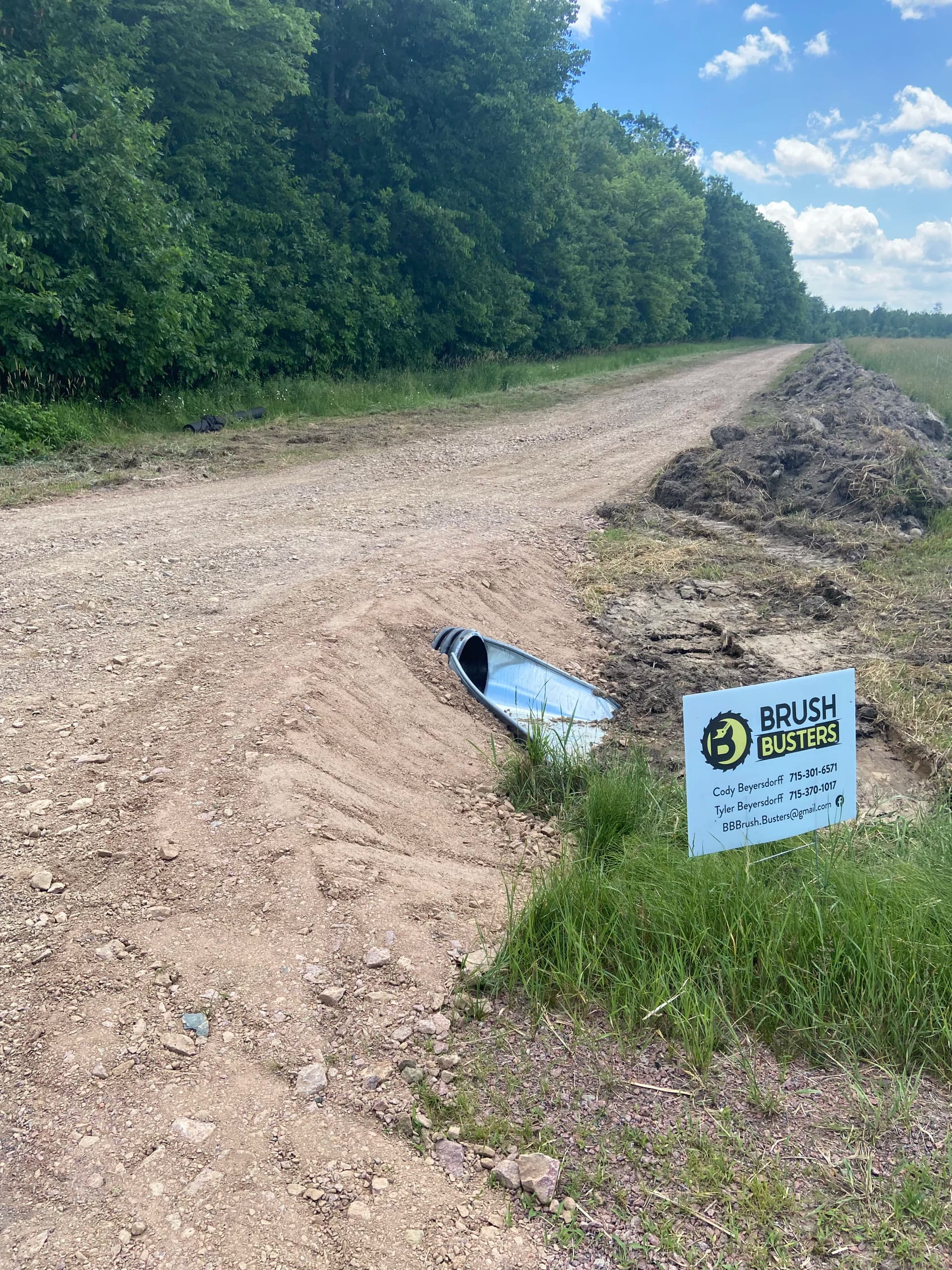 Gallery photos for 1,500-Foot Driveway Build From Raw Land to Gravel: Image #7