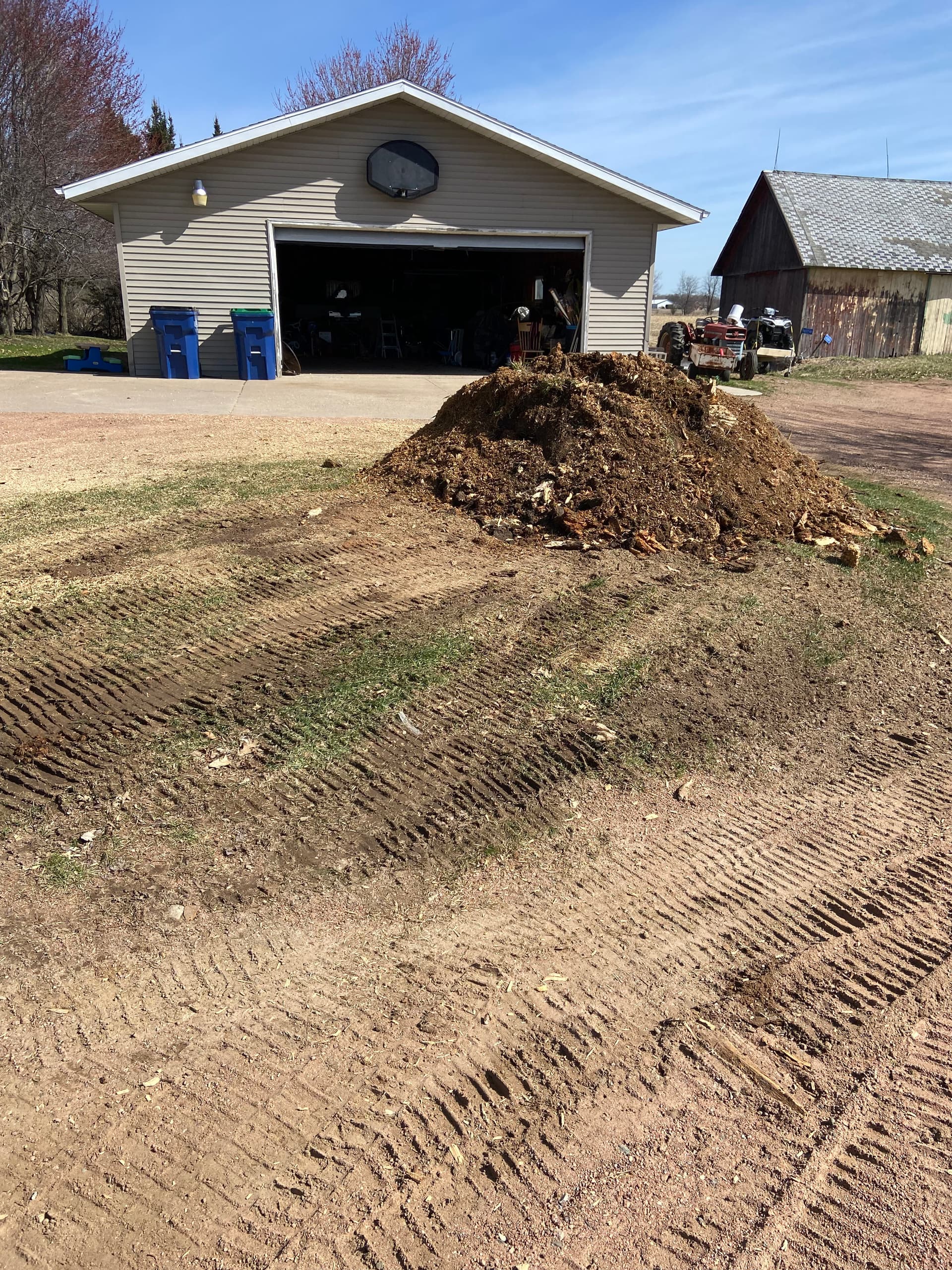 Gallery photos for No Stump Too Big - We Grind It or Rip It Out: Image #2